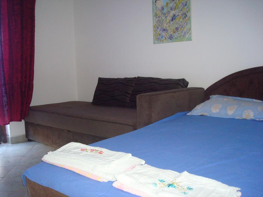 Apartment Danijela Budva Oda fotoğraf